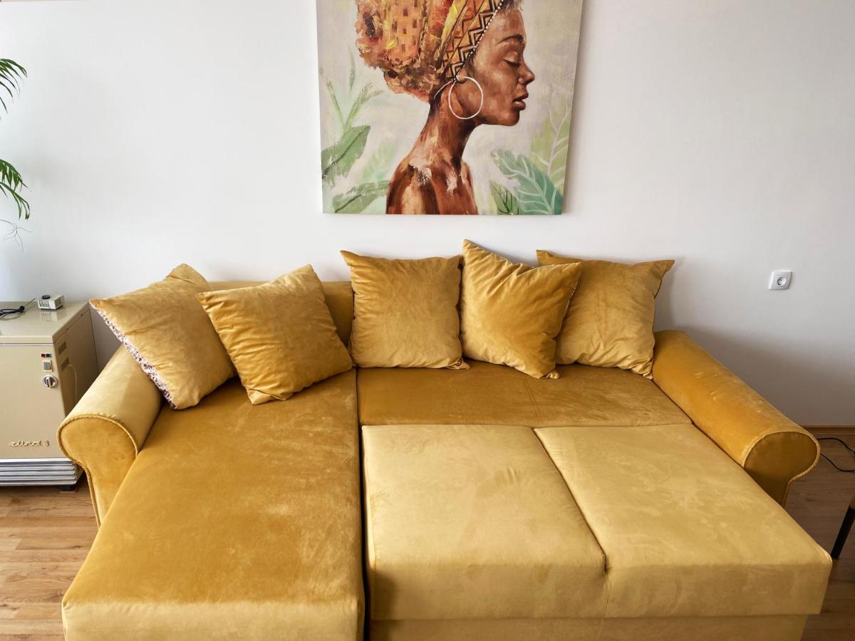 Apartman Milica Nis Exterior foto